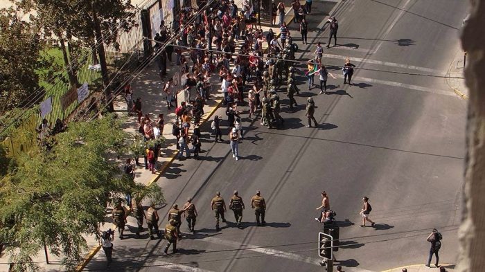 Estudiantes de la UC se manifestaron en Campus Oriente tras desalojo de toma feminista Estudiantes de la UC se manifestaron en Campus Oriente tras desalojo de toma feminista