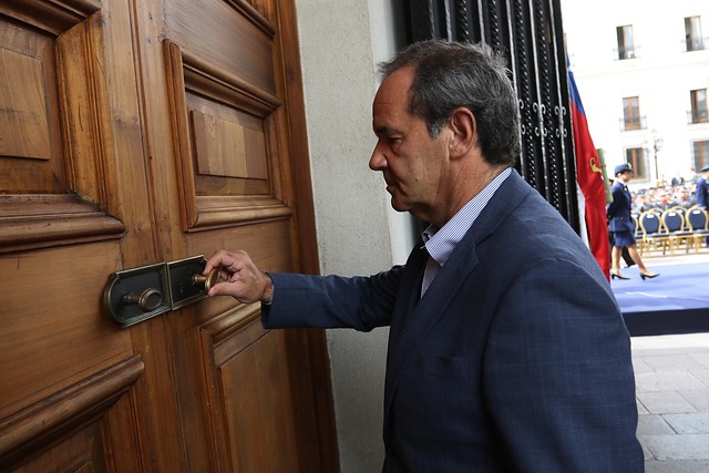 Allamand lanza un balde de agua fría al control de identidad de Piñera y advierte que tiene cero posibilidad de ser aprobado Allamand lanza un balde de agua fría al control de identidad de Piñera y advierte que tiene cero posibilidad de ser aprobado