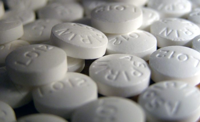 Cardiólogos ya no recomiendan tomar aspirina para prevenir ataques al corazón Cardiólogos ya no recomiendan tomar aspirina para prevenir ataques al corazón