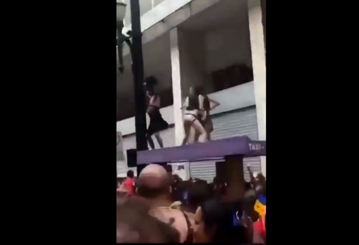 Bolsonaro tuitea fuerte escena sexual para criticar al carnaval y desata la polémica