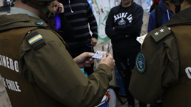 Lo justifica con cifras: Gobierno se juega por control preventivo de identidad a menores desde 14 años Lo justifica con cifras: Gobierno se juega por control preventivo de identidad a menores desde 14 años