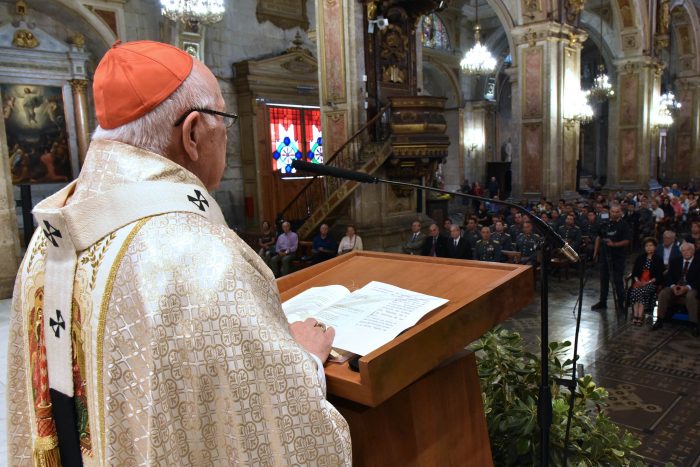 Ezzati pide “la misericordia del señor” para Tito Rivera y tramita “con celeridad” la dimisión de su estado clerical Ezzati pide “la misericordia del señor” para Tito Rivera y tramita “con celeridad” la dimisión de su estado clerical