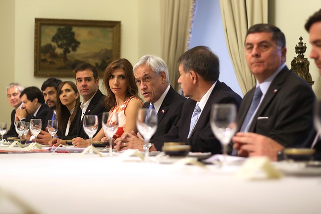 Piñera entra al juego para tratar de salvar su reforma tributaria en el Congreso Piñera entra al juego para tratar de salvar su reforma tributaria en el Congreso