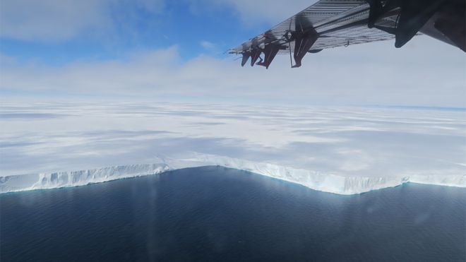 Plataforma de hielo Brunt: El gigantesco iceberg que se está desprendiendo en la Antártica Plataforma de hielo Brunt: El gigantesco iceberg que se está desprendiendo en la Antártica