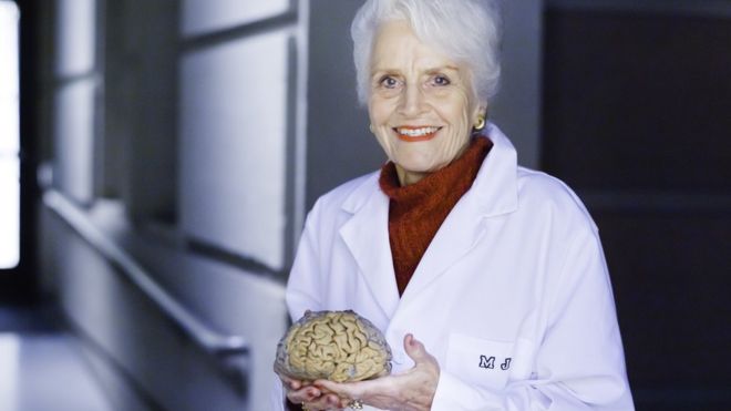 Marian Diamond, la extraordinaria científica que estudió el cerebro de Albert Einstein y nos dejó excelentes noticias sobre nuestro propio cerebro Marian Diamond, la extraordinaria científica que estudió el cerebro de Albert Einstein y nos dejó excelentes noticias sobre nuestro propio cerebro