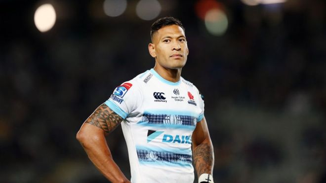 Israel Folau, la estrella del rugby de Australia a la que cancelaron su contrato por sus comentarios homófobos Israel Folau, la estrella del rugby de Australia a la que cancelaron su contrato por sus comentarios homófobos