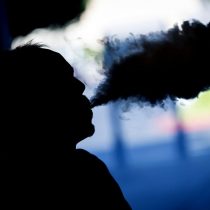 Analizan riesgo de infartos ligado a cigarrillos electrónicos