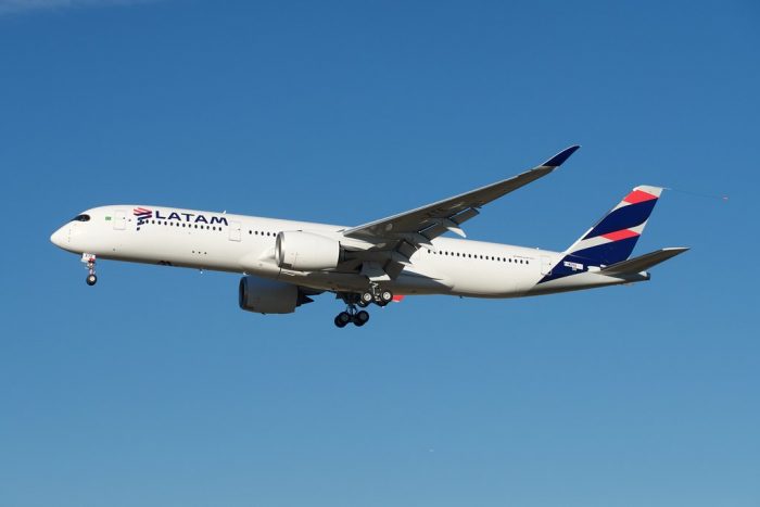 FNE investiga programa Latam Pass por condiciones que perjudica a los chilenos FNE investiga programa Latam Pass por condiciones que perjudica a los chilenos