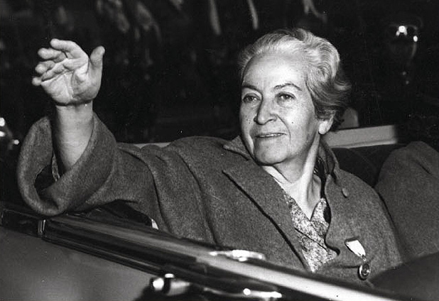 A 113 años, Gabriela Mistral y la paridad de género A 113 años, Gabriela Mistral y la paridad de género