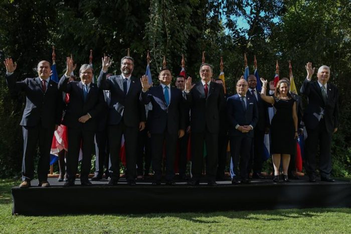 Grupo de Lima critica a China, Cuba, Rusia y Turquía por apoyar a Maduro Grupo de Lima critica a China, Cuba, Rusia y Turquía por apoyar a Maduro