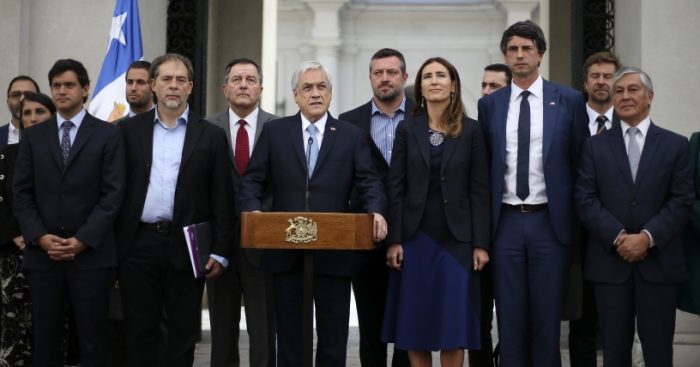 Senador Latorre pide transparentar criterios para la convocatoria a empresas para la COP25: que no sea “un lavado de imagen” Senador Latorre pide transparentar criterios para la convocatoria a empresas para la COP25: que no sea