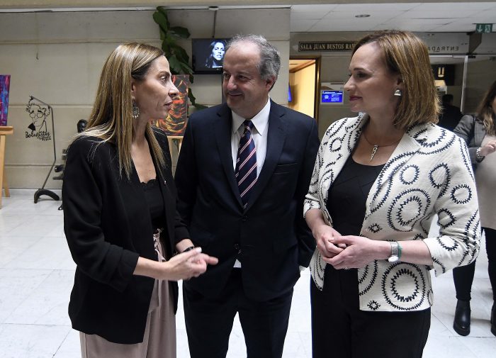 Dio un paso más: aprueban idea de legislar proyecto de Sala Cuna Universal en comisión del Senado Dio un paso más: aprueban idea de legislar proyecto de Sala Cuna Universal en comisión del Senado