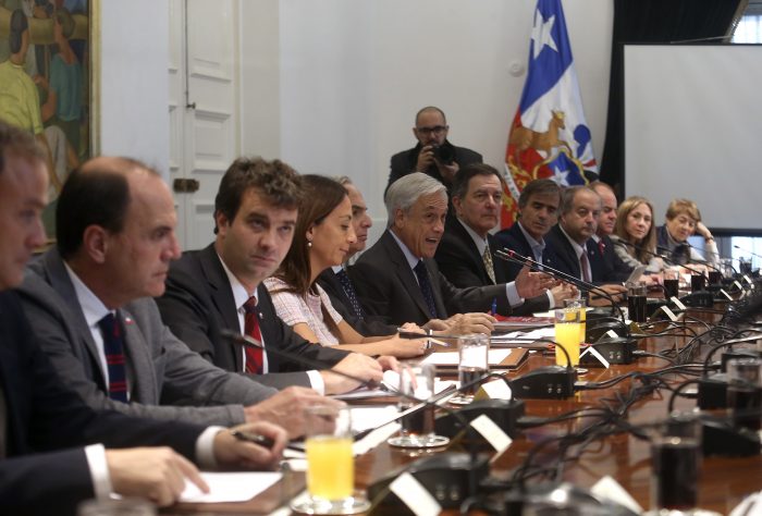 Consejo de Gabinete: Piñera pide a ministros ser “honestos y humildes” y anuncia que los evaluará Consejo de Gabinete: Piñera pide a ministros ser
