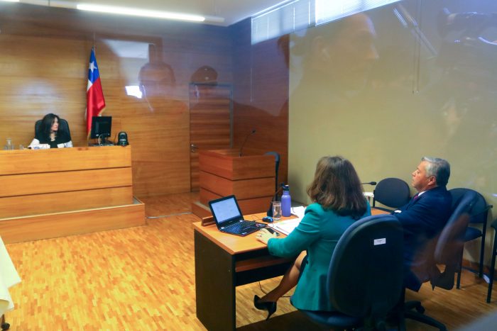 Vocero de la Suprema califica de “impertinente” el saludo informal de ministro Elgueta a jueza que encabezó audiencia de formalización Vocero de la Suprema califica de