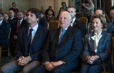Netean oposición científica a visita de reyes noruegos con actividad del Ministerio de Ciencias Netean oposición científica a visita de reyes noruegos con actividad del Ministerio de Ciencias
