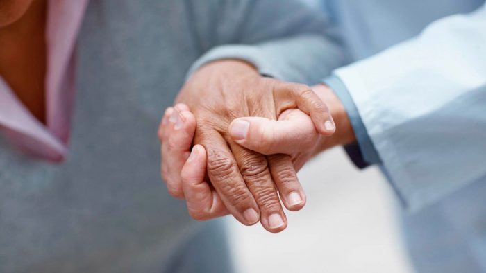 Parkinson: Síntomas para detectarlo de forma prematura