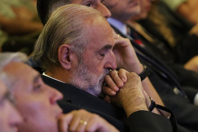 “Un insulto a la inteligencia”: exfiscal Carlos Gajardo cuestiona las explicaciones de Abbott y Letelier sobre su polémica cita “Un insulto a la inteligencia”: exfiscal Carlos Gajardo cuestiona las explicaciones de Abbott y Letelier sobre su polémica cita