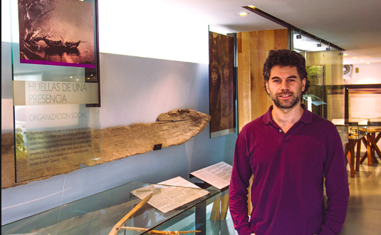 Triunfo de la comunidad magallánica: director del museo despedido por estar en contra de la instalación de las salmoneras es restituido en su puesto Triunfo de la comunidad magallánica: director del museo despedido por estar en contra de la instalación de las salmoneras es restituido en su puesto