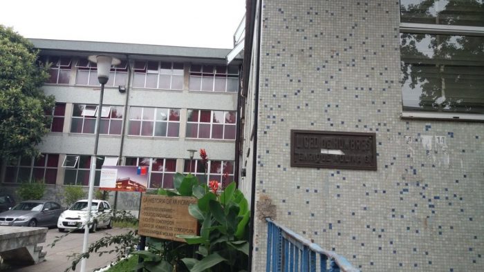 Golpe a “Aula Segura”: Corte de Apelaciones de Concepción ordenó el reintegro de cuatro alumnos expulsados por la ley Golpe a