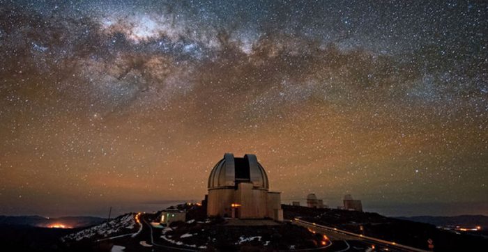 Charla Gratuita: El peligro que amenaza a la astronomía de Chile en Facultad de Ciencias Físicas y Matemáticas de la U. De Chile Charla Gratuita: El peligro que amenaza a la astronomía de Chile en Facultad de Ciencias Físicas y Matemáticas de la U. De Chile