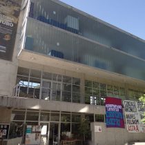 Estudiantes de Odontología de la U. de Chile inician paro reclamando por la alta carga académica