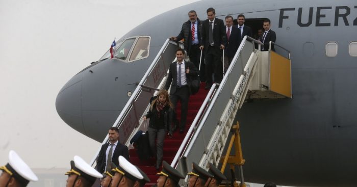 La insólita explicación de La Moneda por presencia de los hijos de Piñera en gira a China: “Queremos estar con nuestra familia” La insólita explicación de La Moneda por presencia de los hijos de Piñera en gira a China: “Queremos estar con nuestra familia”