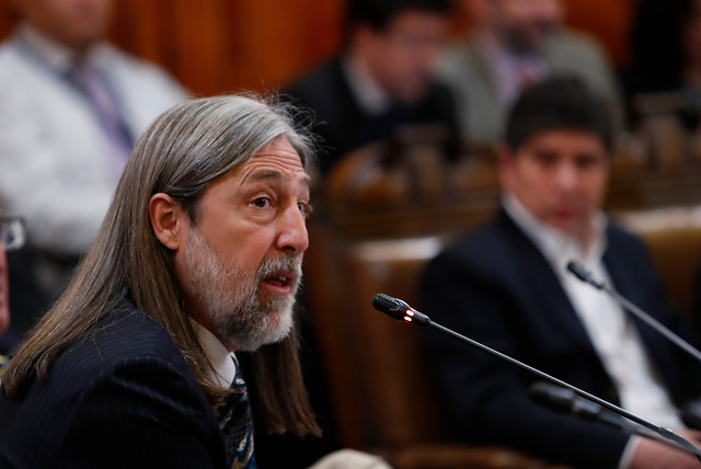 Letelier se justifica por la foto con suspendidos ministros de Rancagua: “Hay una campaña orquestada en mi contra” Letelier se justifica por la foto con suspendidos ministros de Rancagua: “Hay una campaña orquestada en mi contra”