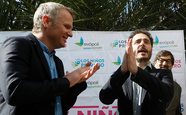 Polémica por hijos de Piñera genera ruido en el oficialismo: otra vez Evópoli critica rol de parientes en el Gobierno Polémica por hijos de Piñera genera ruido en el oficialismo: otra vez Evópoli critica rol de parientes en el Gobierno