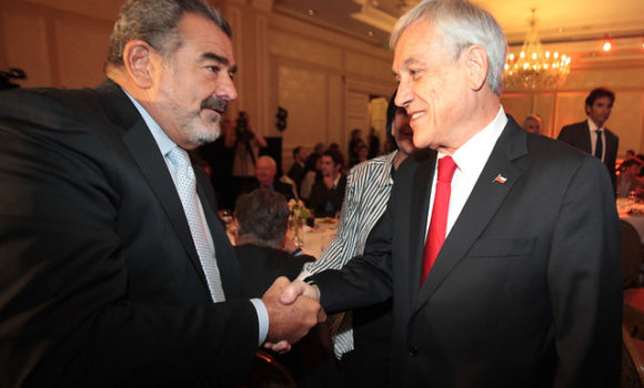 Luksic justifica su visita a China y critica a Codelco: “Si espera visitas oficiales para vender, están mal” Luksic justifica su visita a China y critica a Codelco: