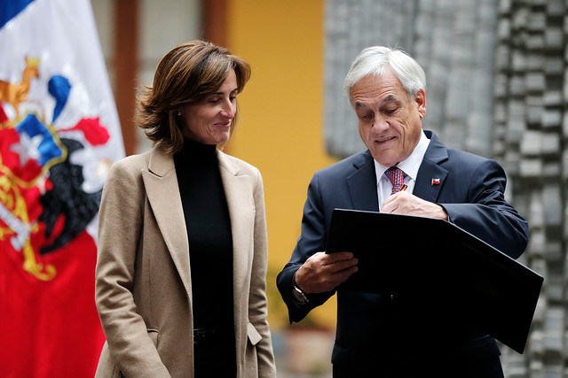 Gobierno le quita la suma urgencia al proyecto que reemplaza el CAE ante ofensiva de la oposición para salvar la gratuidad Gobierno le quita la suma urgencia al proyecto que reemplaza el CAE ante ofensiva de la oposición para salvar la gratuidad
