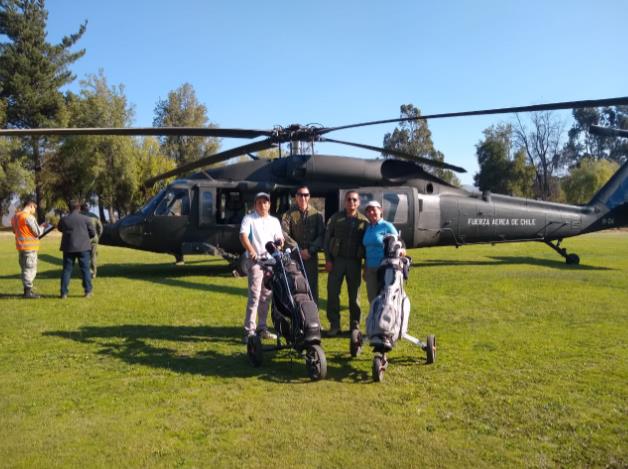 Piñera, el hoyo 9 y el helicóptero de la FACH Piñera, el hoyo 9 y el helicóptero de la FACH