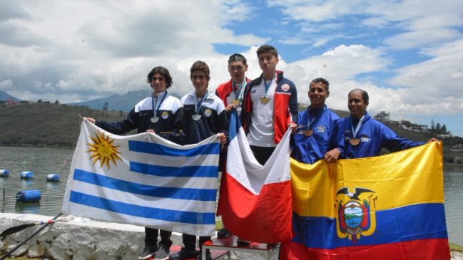 Chile se tiñe de dorado: delegación nacional de canotaje obtiene 11 medallas de oro en primera jornada del Sudamericano Chile se tiñe de dorado: delegación nacional de canotaje obtiene 11 medallas de oro en primera jornada del Sudamericano