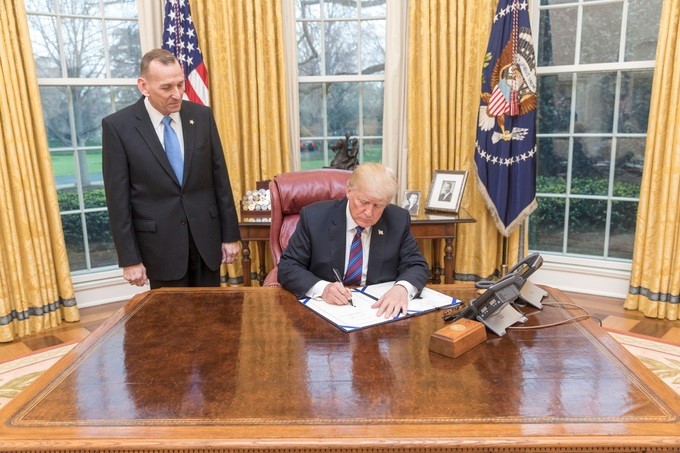 Trump sustituye al jefe del Servicio Secreto encargado de su seguridad Trump sustituye al jefe del Servicio Secreto encargado de su seguridad