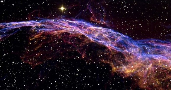 Astrónomo UC participa en investigación sobre sobre la colisión de estrellas de neutrones Astrónomo UC participa en investigación sobre sobre la colisión de estrellas de neutrones