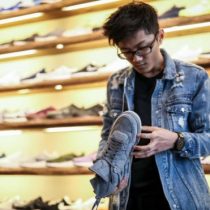 Guerra comercial de Estados Unidos y China: Adidas, Nike, Dr Martens y otras 170 empresas de calzado urgen a Trump a reconsiderar su «catastrófica» política