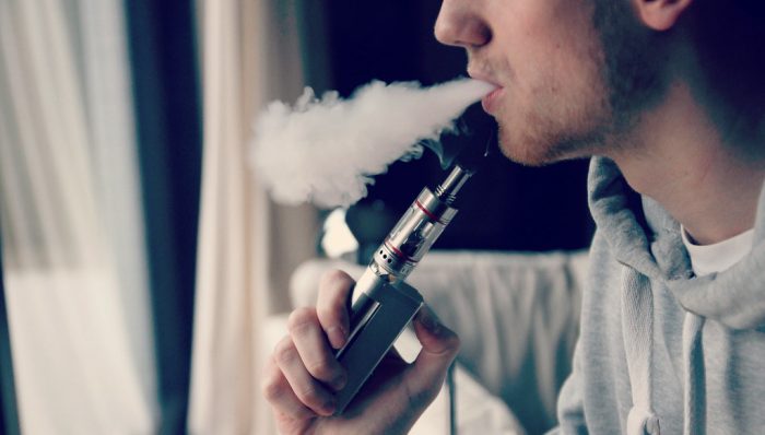 Presentan proyecto de ley para regular publicidad y venta de cigarrillos electrónicos Presentan proyecto de ley para regular publicidad y venta de cigarrillos electrónicos