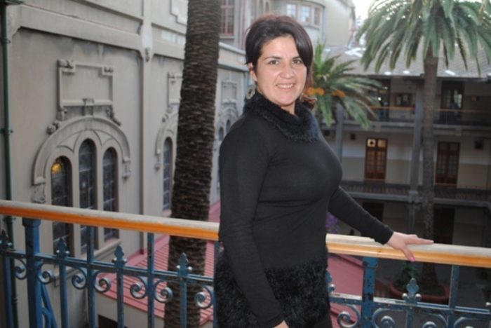 Académica chilena recibe en Holanda premio por su proyecto musical Resonancia Femenina Académica chilena recibe en Holanda premio por su proyecto musical Resonancia Femenina