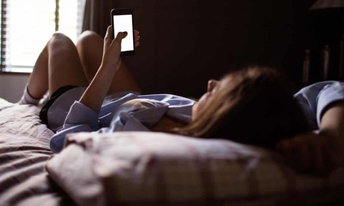 «Femm», la aplicación de fertilidad para mujeres financiada por activistas antiaborto y respaldada por médicos de la PUC «Femm», la aplicación de fertilidad para mujeres financiada por activistas antiaborto y respaldada por médicos de la PUC
