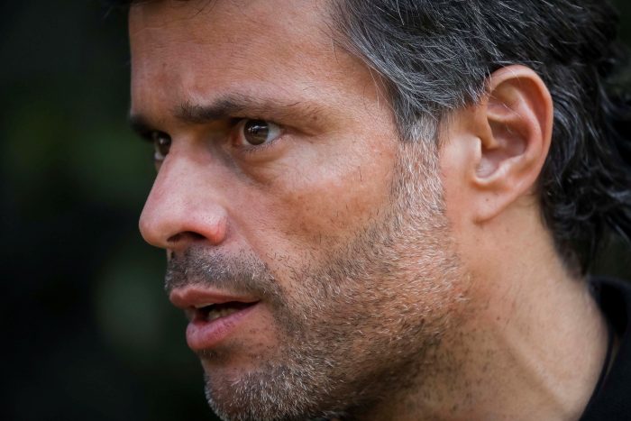 Leopoldo López no descarta una intervención militar en Venezuela Leopoldo López no descarta una intervención militar en Venezuela