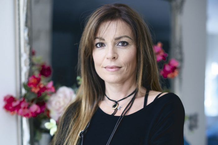 Elizabeth Kassis: Pura sangre Elizabeth Kassis: Pura sangre
