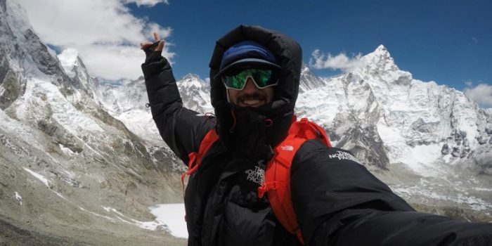 El primer chileno que conquistó la cumbre del Everest sin oxígeno suplementario