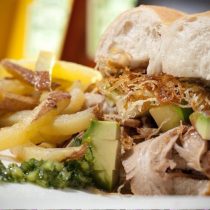 Cuáles son los alimentos que pueden producir cáncer: desde papas fritas hasta la marraqueta