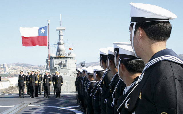 Armada confirma que 6 marinos chilenos dieron positivo por covid-19 en Australia