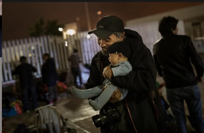 Fotógrafo chileno que ganó el Pulitzer: “Espero que la migración en Chile nos ayude a concebir la diversidad” Fotógrafo chileno que ganó el Pulitzer: “Espero que la migración en Chile nos ayude a concebir la diversidad”