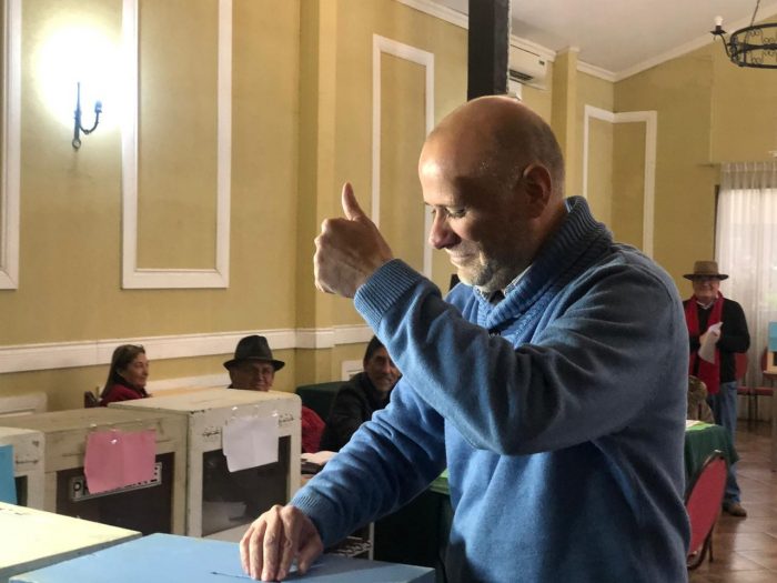 Elecciones internas PS: Álvaro Elizalde y Maya Fernández apuntan a importancia de la militantes tras emitir su voto Elecciones internas PS: Álvaro Elizalde y Maya Fernández apuntan a importancia de la militantes tras emitir su voto