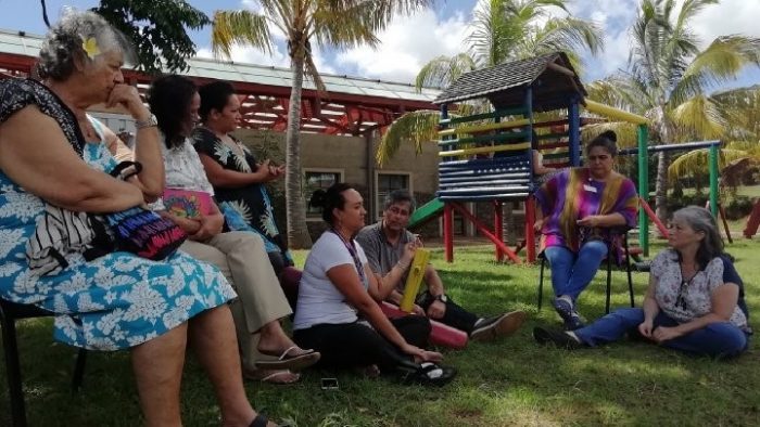Proyecto Etnofarmacia Rapanui valoriza la sanación por medio de raíces, plantas y flores Proyecto Etnofarmacia Rapanui valoriza la sanación por medio de raíces, plantas y flores