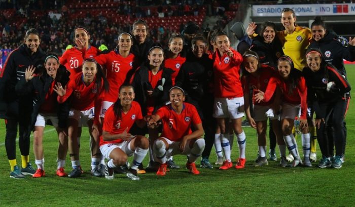 Técnico de la Roja femenina anuncia a las 23 jugadoras que disputarán el Mundial de Francia Técnico de la Roja femenina anuncia a las 23 jugadoras que disputarán el Mundial de Francia