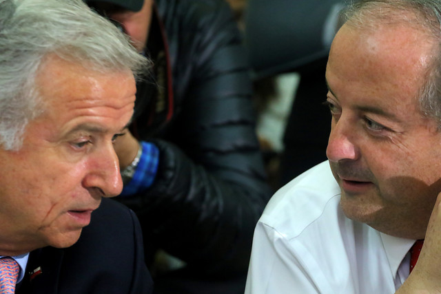 Reforma previsional: la descoordinación del Gobierno que genera choque entre Larraín y Monckeberg por el 4% Reforma previsional: la descoordinación del Gobierno que genera choque entre Larraín y Monckeberg por el 4%