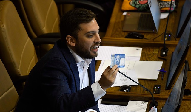 El castigo DC a sus díscolos: sacan al diputado Raúl Soto de la presidencia de la comisión de Trabajo El castigo DC a sus díscolos: sacan al diputado Raúl Soto de la presidencia de la comisión de Trabajo