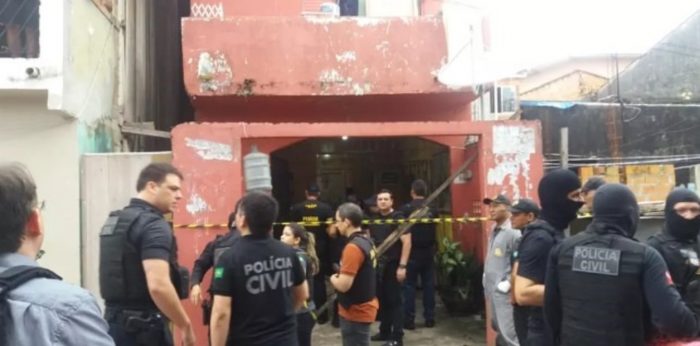 Al menos 11 muertos en un tiroteo masivo perpetrado en un bar de Brasil